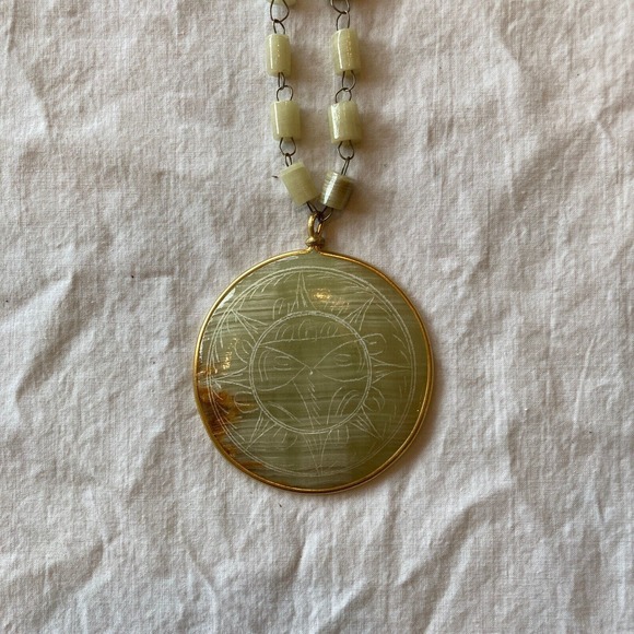 Aztec Mayan Medallion Pendant Necklace Stone Beaded Onyx - Picture 4 of 7